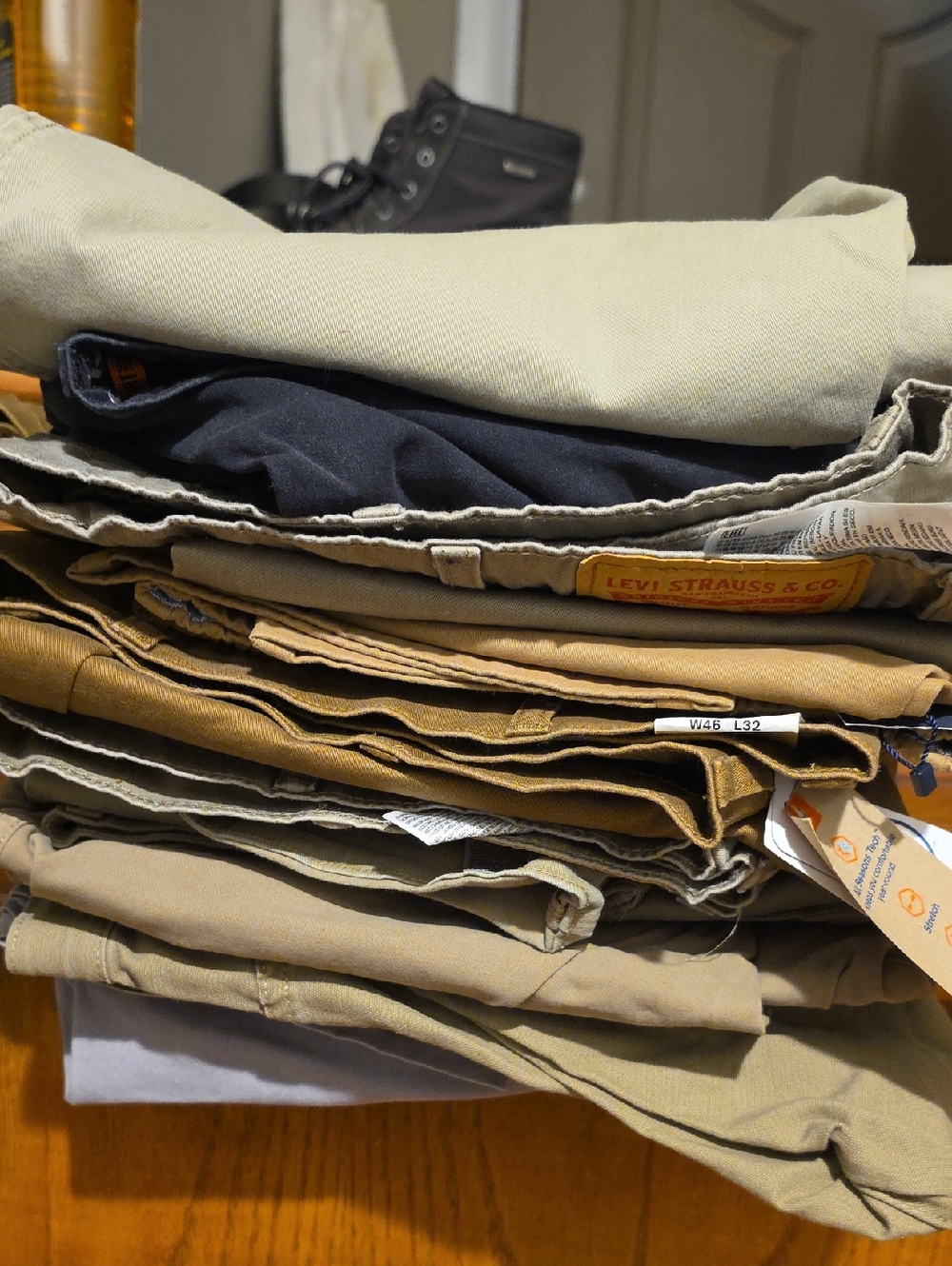 Qty 10 Various Brands Of Mens Chino Pants - Classic Khaki